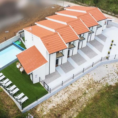 Villa Valentina Rales  Esterno foto